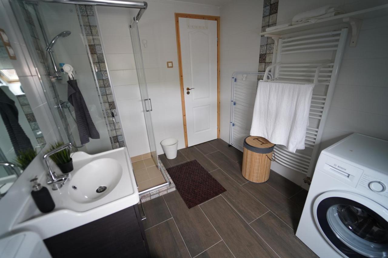 Tulip Home Guest House Vác Eksteriør billede