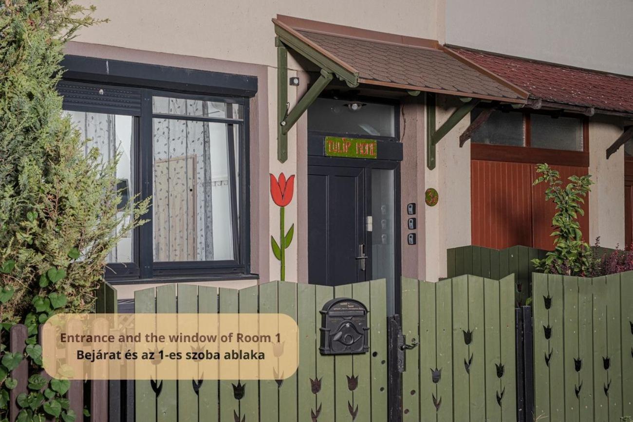 Tulip Home Guest House Vác Eksteriør billede