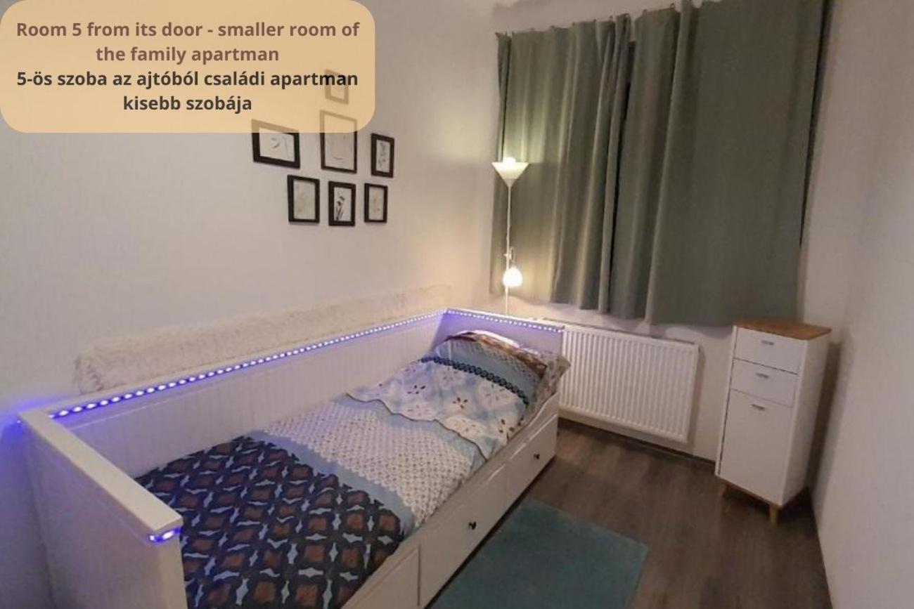Tulip Home Guest House Vác Eksteriør billede