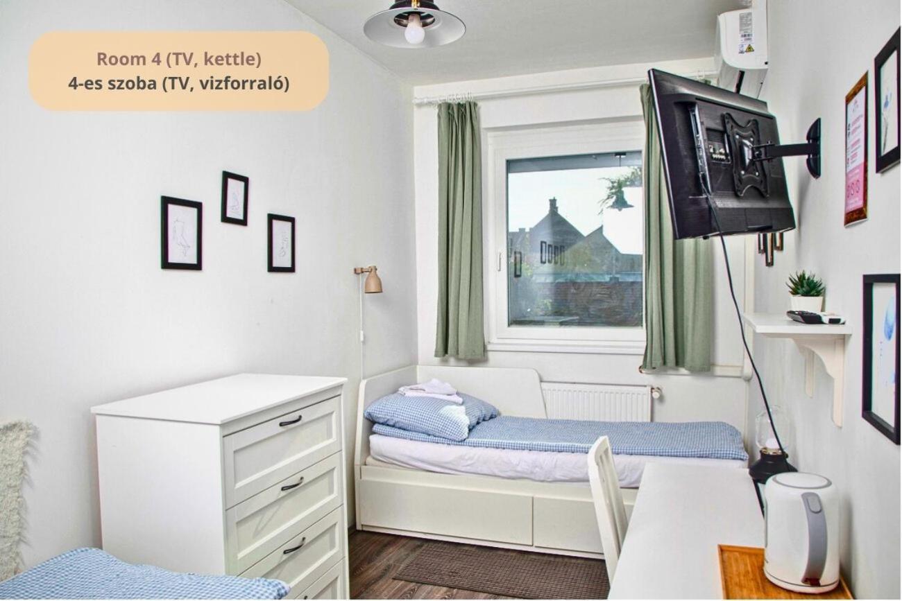 Tulip Home Guest House Vác Eksteriør billede